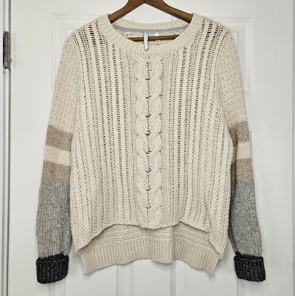 Victoria's Secret Slouchy Cableknit Chunky Colorblock Cream Sweater XS/S - Picture 2 of 6